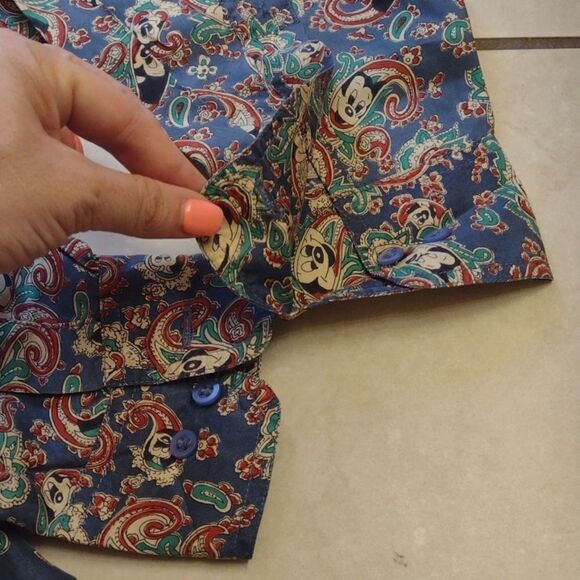 Awesome Vintage 100% silk Mickey Mouse Paisley shirt So 70s! Blue green size S - Picture 9 of 10